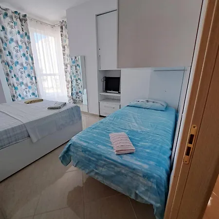 Casa Vacanze شقة Radhimë